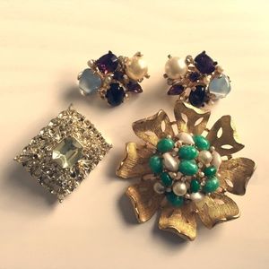 Vintage Brooches and Clip on Earrings #75B